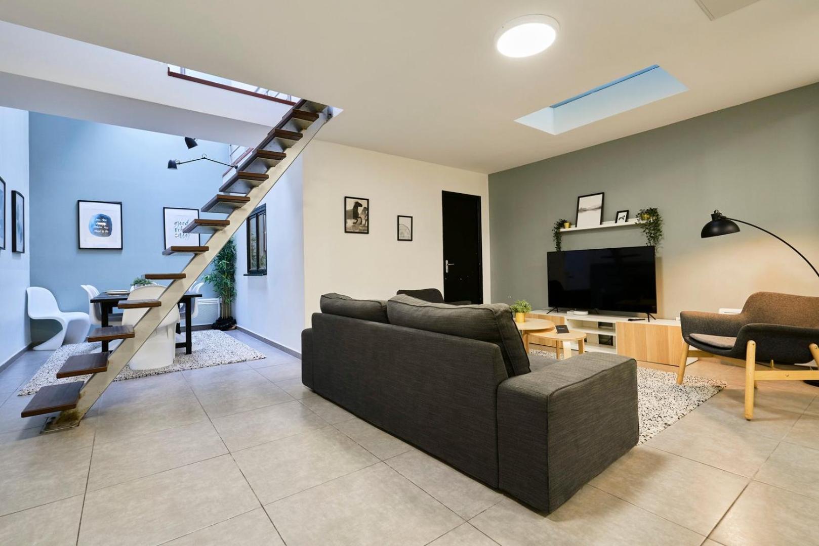 Appartamento 4 Bedroom With Parking ! Lilla