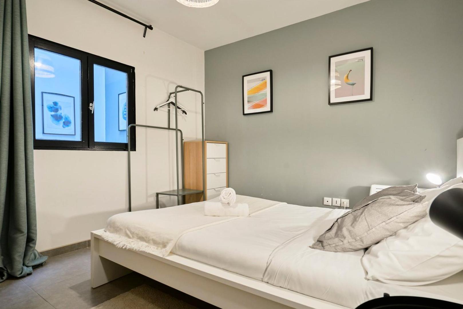 4 Bedroom With Parking ! * Lilla