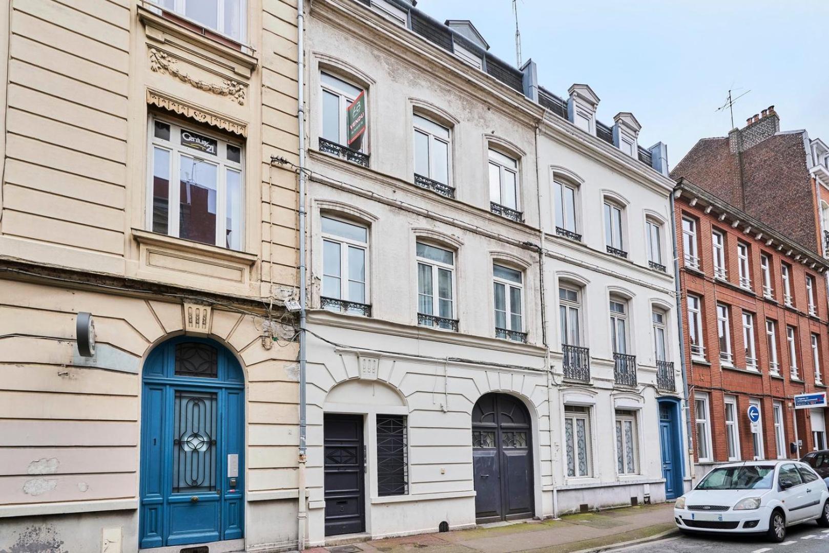 Appartamento 4 Bedroom With Parking ! *